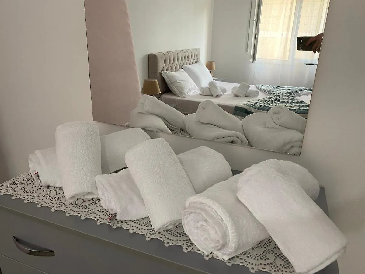Daily Apartment Tirana 0*,